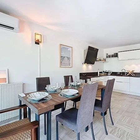 Private Garden Pool & Tennis 15 Min Walk To Center Apartment Antibes