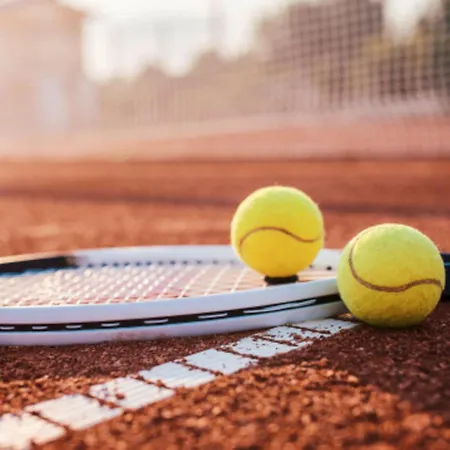 Private Garden Pool & Tennis 15 Min Walk To Center * Antibes